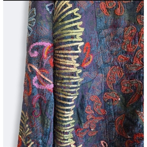 Chico's Denim Embroidered Boho Jacket Wearable Art Beaded Size XL /16 Maximalist - Picture 7 of 13